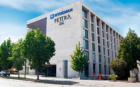 Wyndham Santiago Pettra